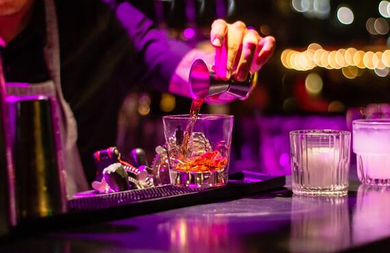 本日解禁。白桃のフルーツカクテル　関内で飲むなら　Bar.Lucid by The Bar CASABLANCA