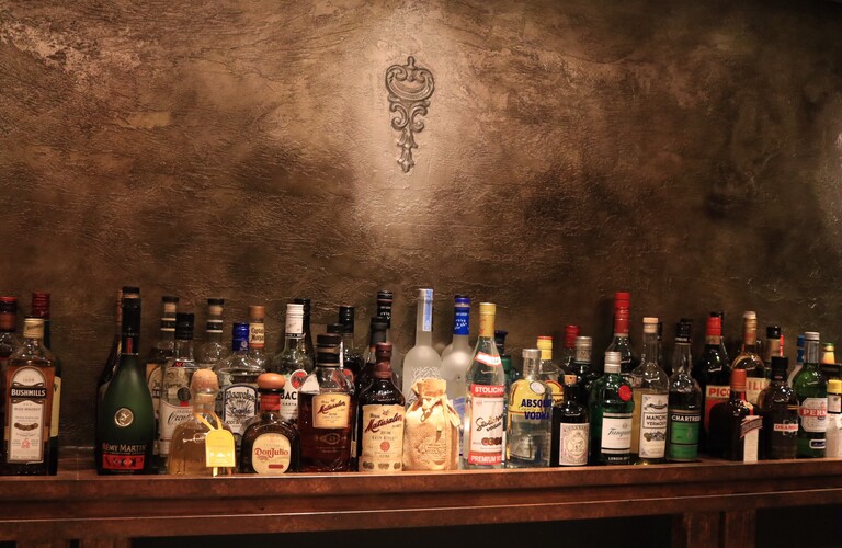 【関内・馬車道】深夜まで続く。時間を忘れて浸るオーセンティックな夜の深み。Bar.Lucid by The Bar CASABLA